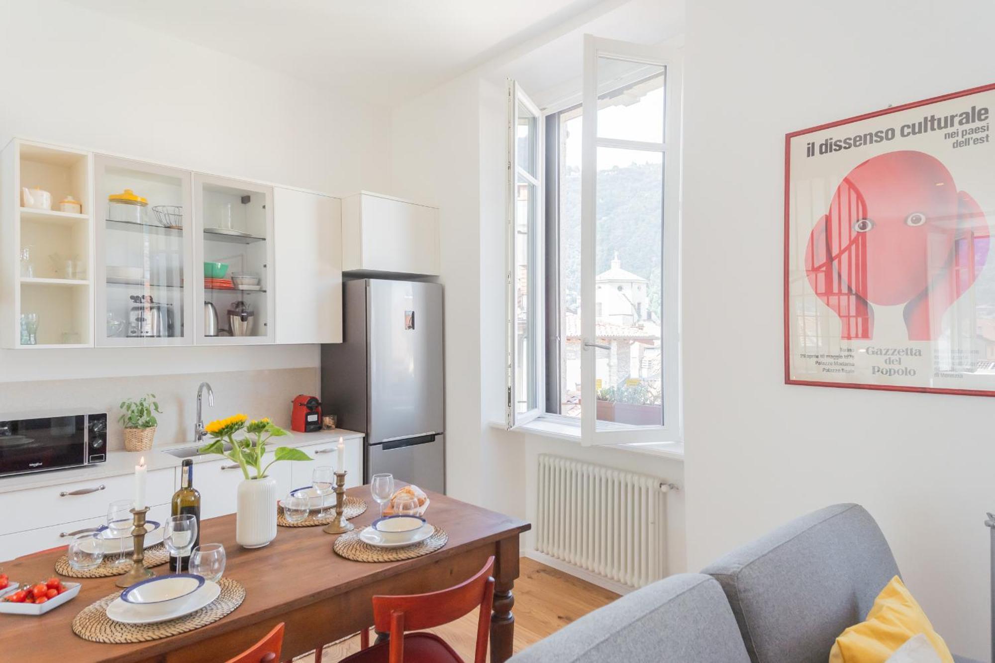 Rooftop Nest In Center By Rent Côme