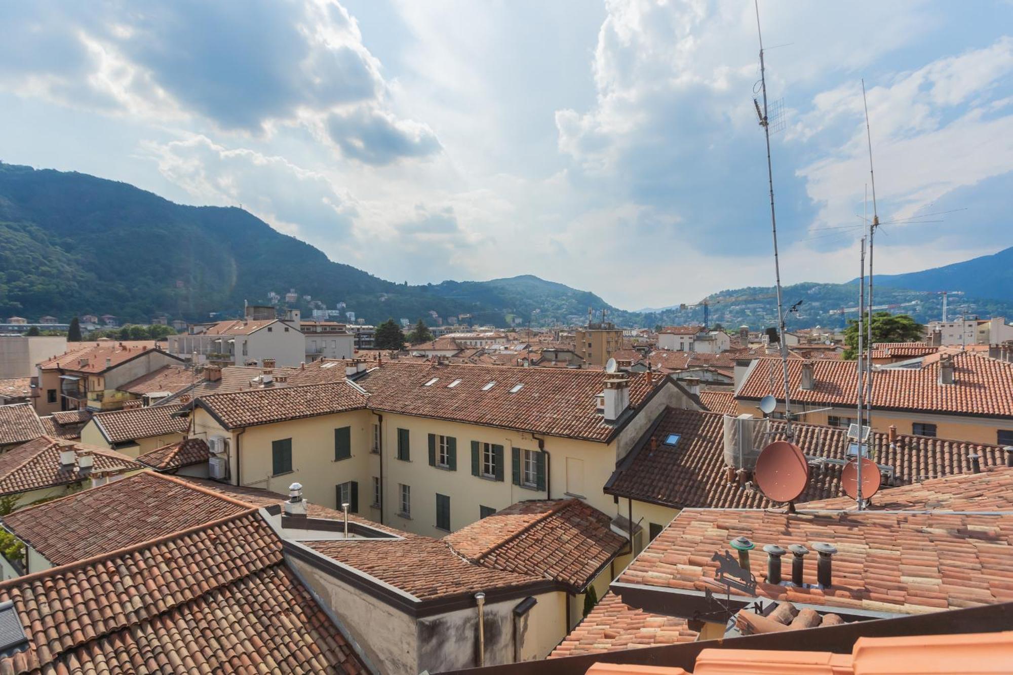 Rooftop Nest In Center By Rent Appartamento *